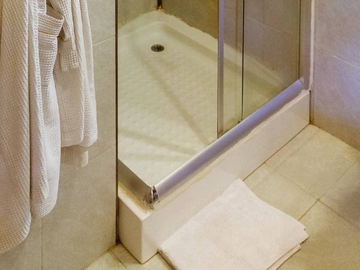 Kabina prysznicowa z brodzikiem - nowoczesne rozwiązanie dla Twojej łazienki